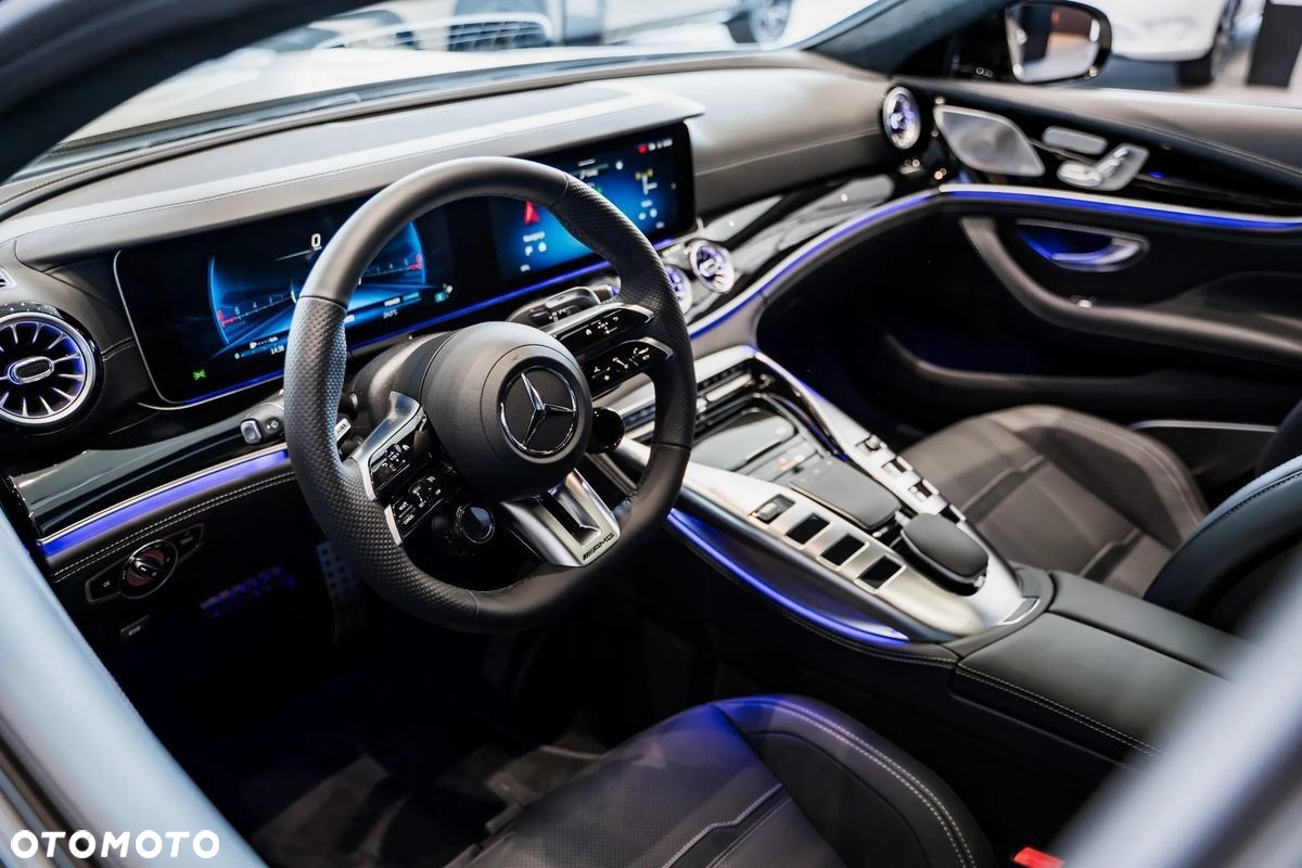 Mercedes-Benz AMG GT - 14