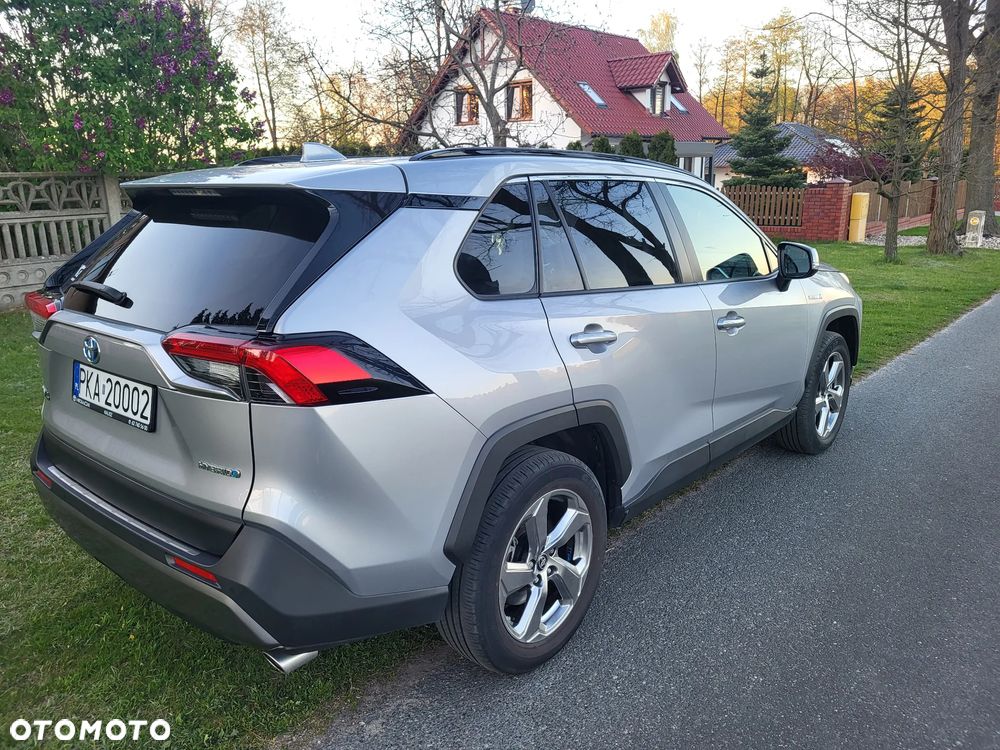 Toyota RAV4 - 6