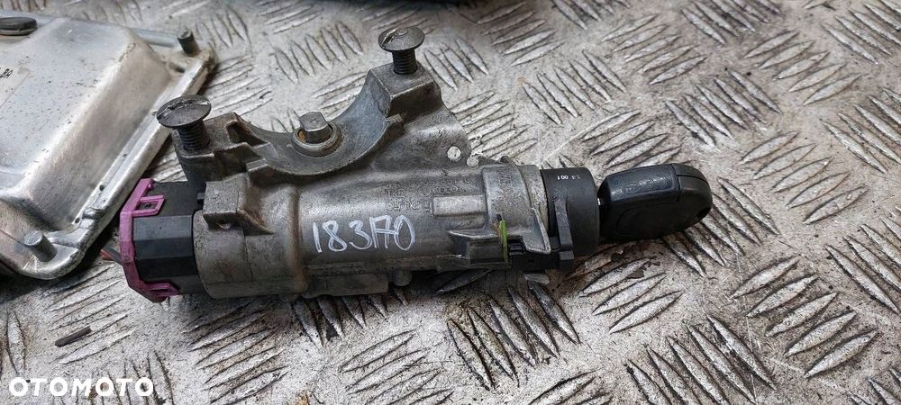 ZESTAW STARTOWY SKODA OCTAVIA I 1U1919034G 038906012BA - 5