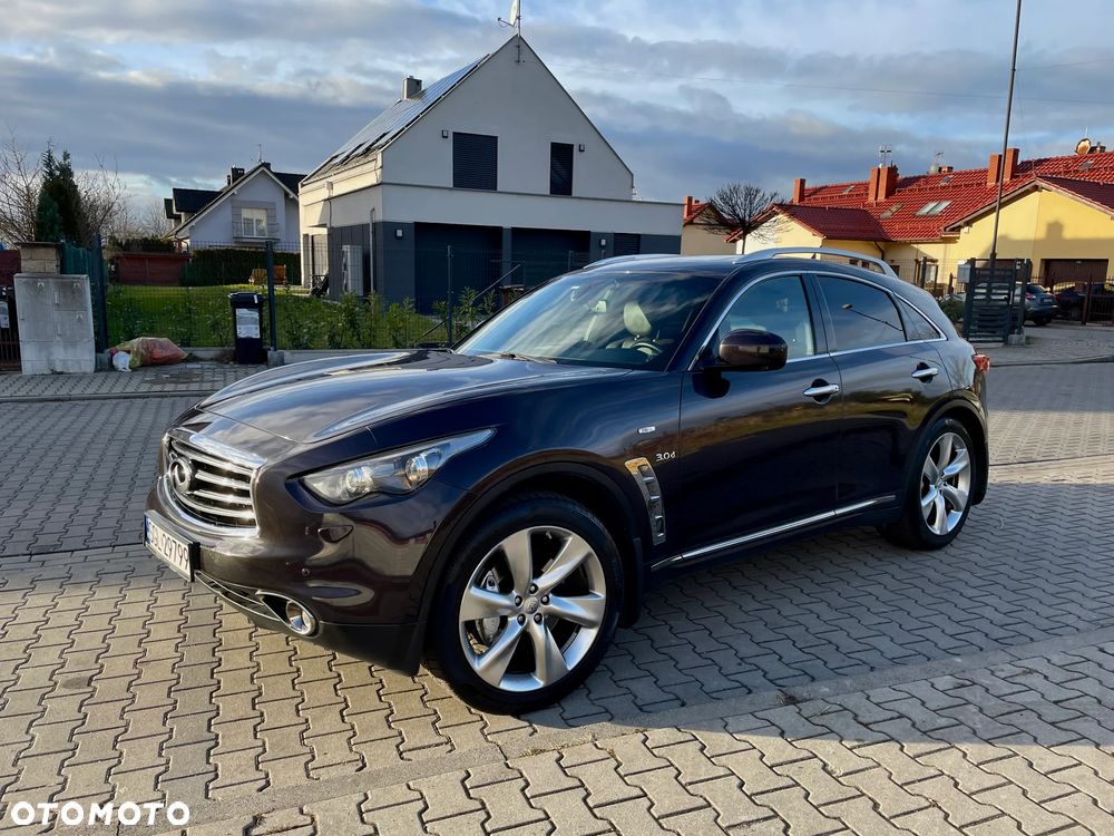 Infiniti QX70 3.0d S Premium - 9