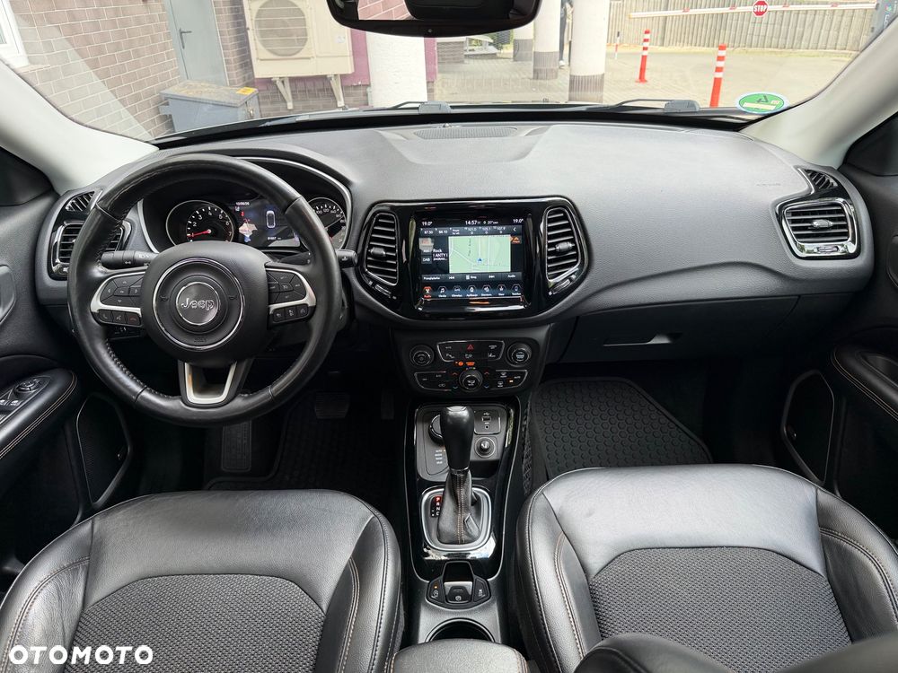 Jeep Compass 1.4 TMair Limited 4WD S&S - 28