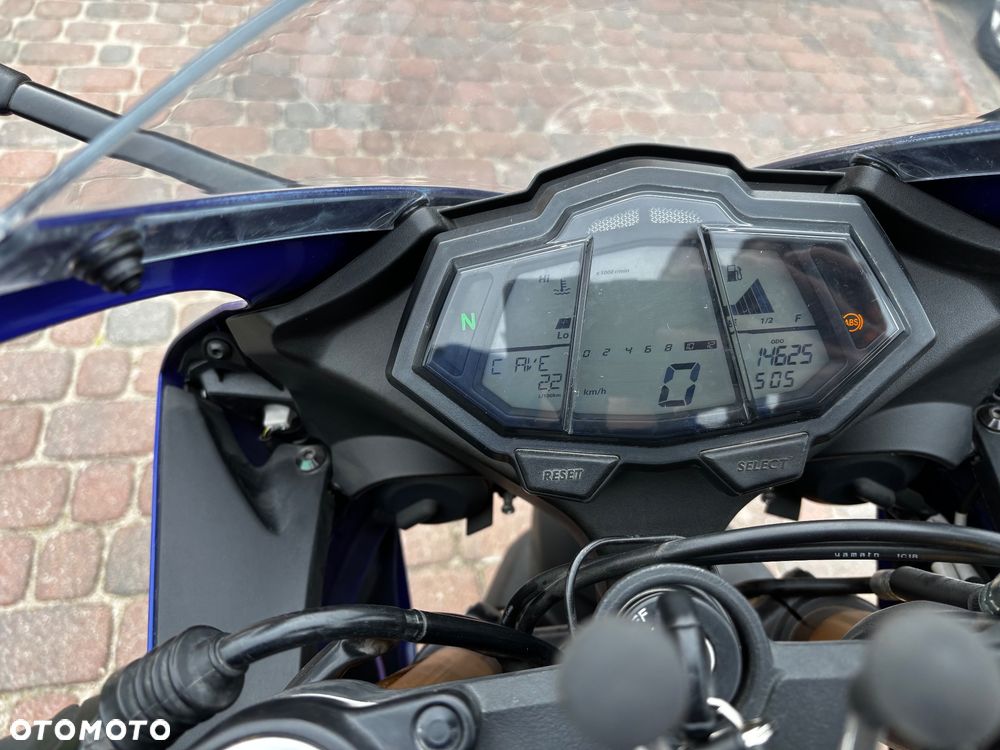 Yamaha YZF - 9