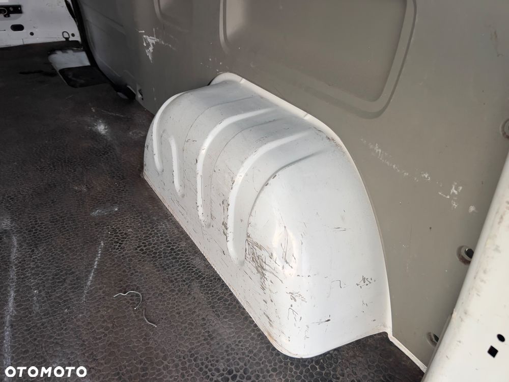 Opel Vivaro - 16