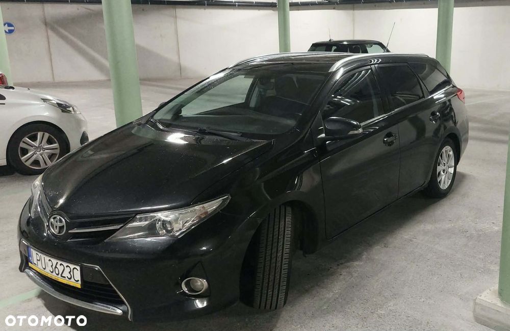 Toyota Auris 1.6 Valvematic Edition - 4