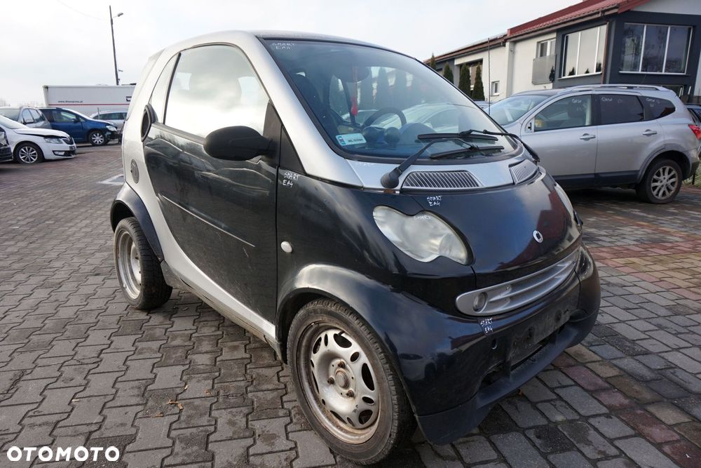 SMART FORTWO I 450 2000 EA4 0.8 CDI OM660.940 40KM 717409 CZARNY na części - 7