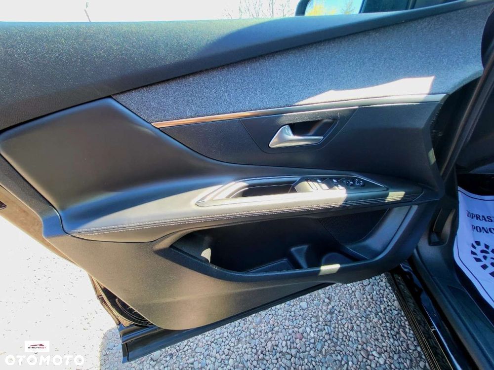 Peugeot 3008 - 13