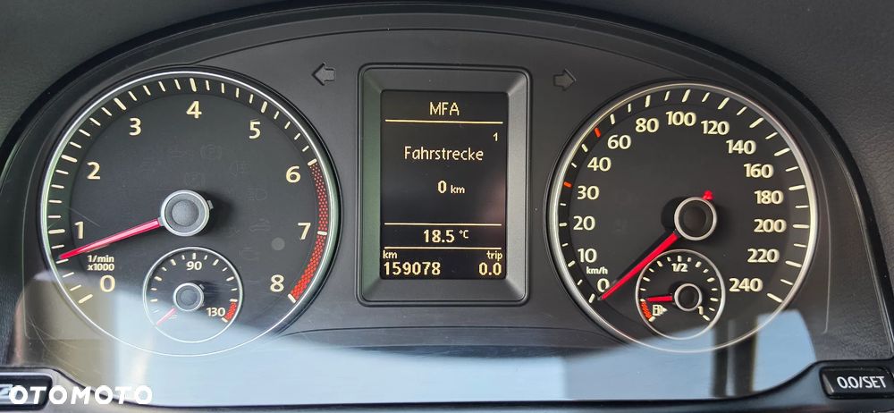Volkswagen Touran 1.2 TSI BlueMotion Technology Comfortline - 24