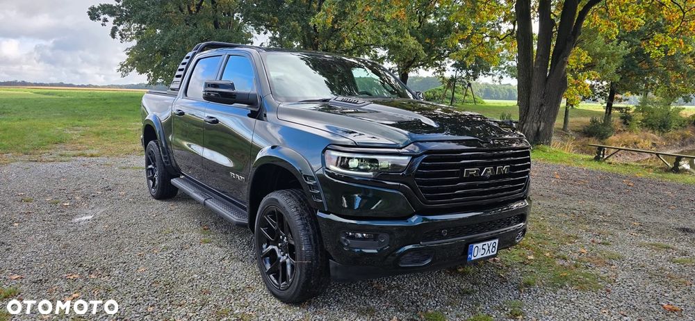 RAM 1500 5.7 Crew Cab Shortbed Laramie Black - 31