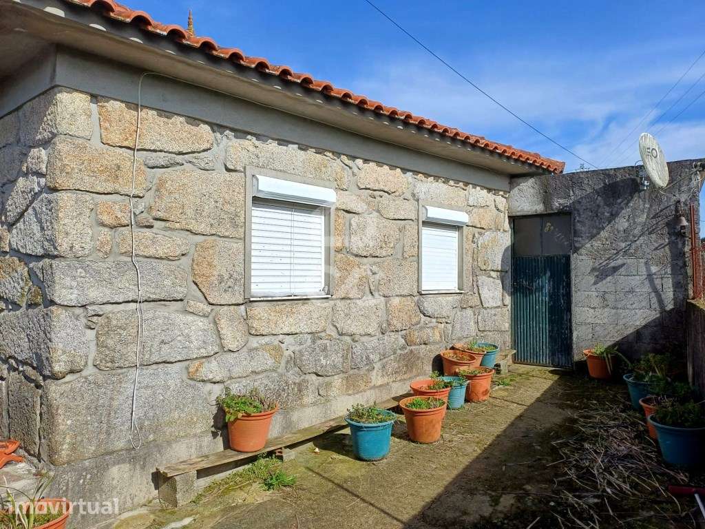 Moradia T3 Térrea em Brufe - Excelente Oportunidade de Investimento! - Grande imagem: 3/19