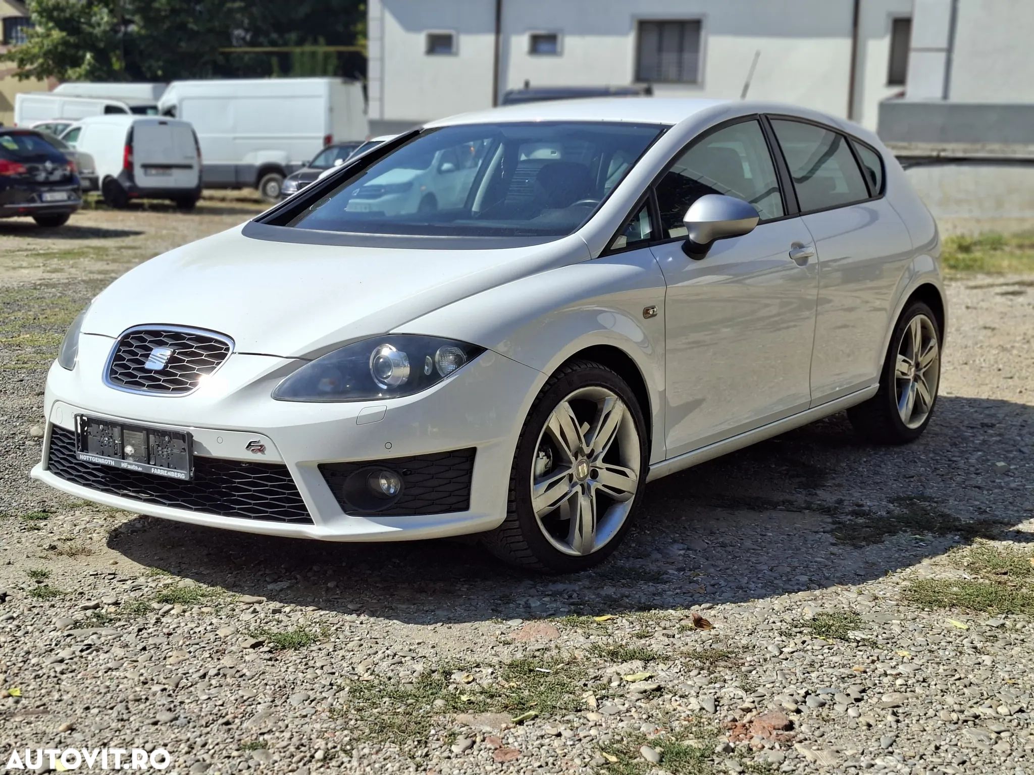 Seat Leon 2.0 TDI FR DSG - 1