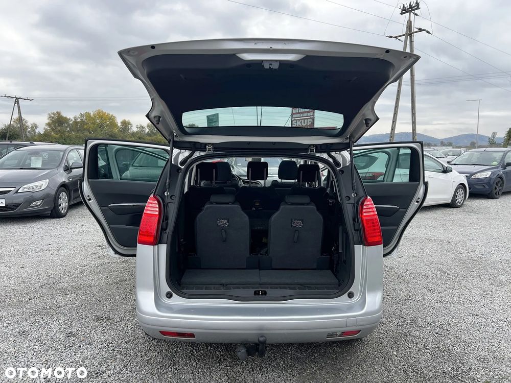 Peugeot 5008 1.6 HDi Premium - 16
