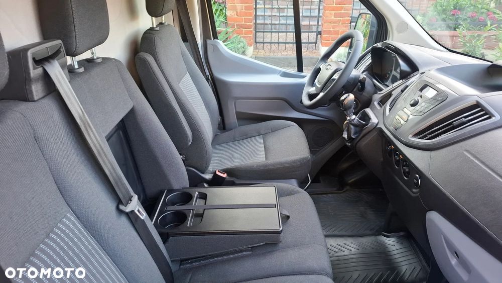 Ford Transit - 9