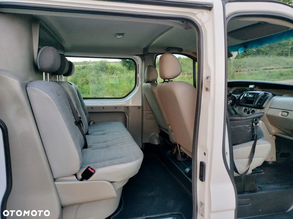 Renault trafic - 12