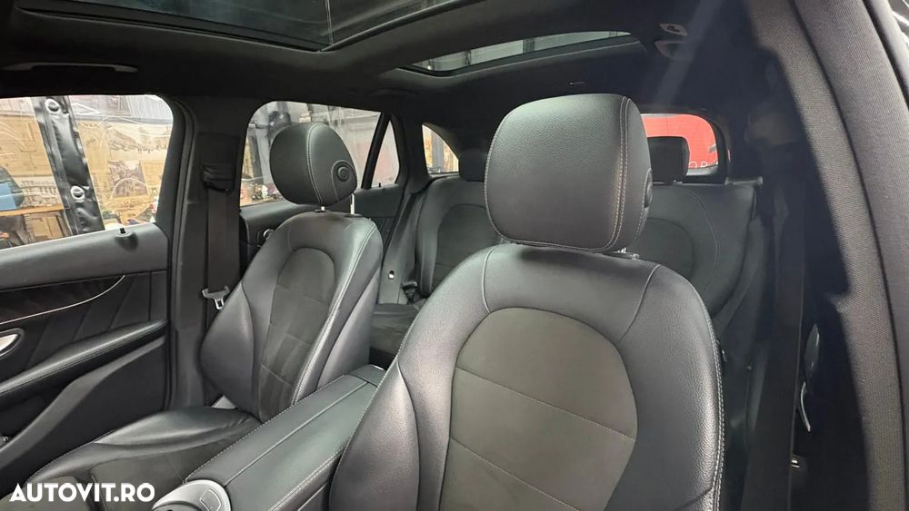 Mercedes-Benz GLC 250 d 4Matic 9G-TRONIC AMG Line - 24