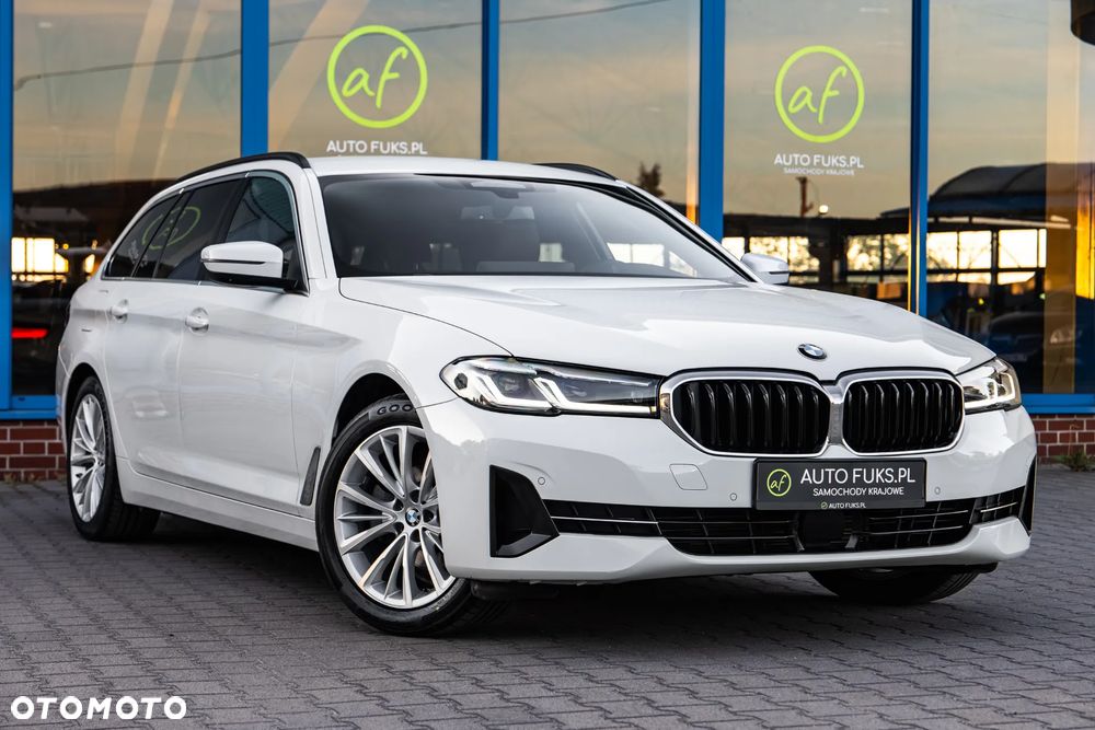 BMW Seria 5 520d xDrive Sport - 4
