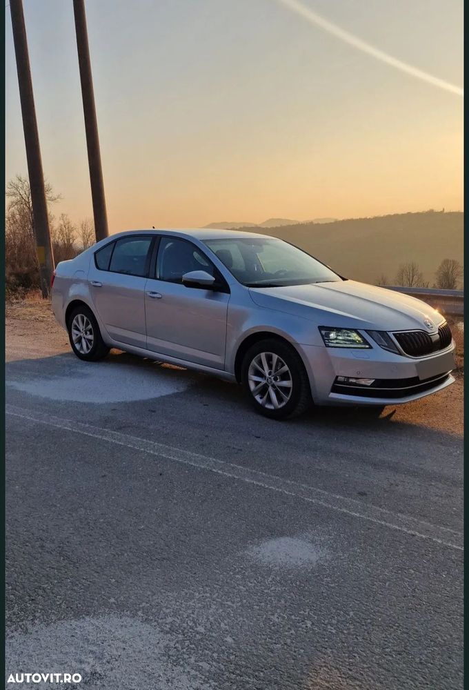 Skoda Octavia 2.0 TDI Ambition - 1