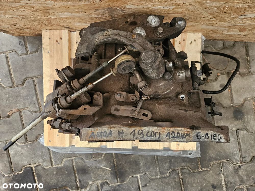 Opel Astra H Zafira B 1.9 CDTI Skrzynia Biegów M32 55194293 - 2