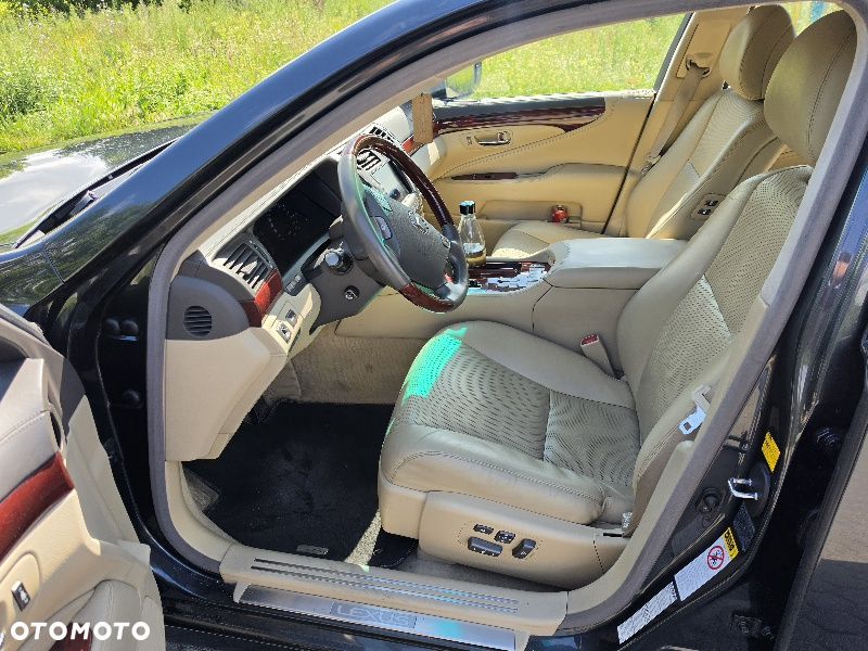 Lexus LS 600h Elegance - 5
