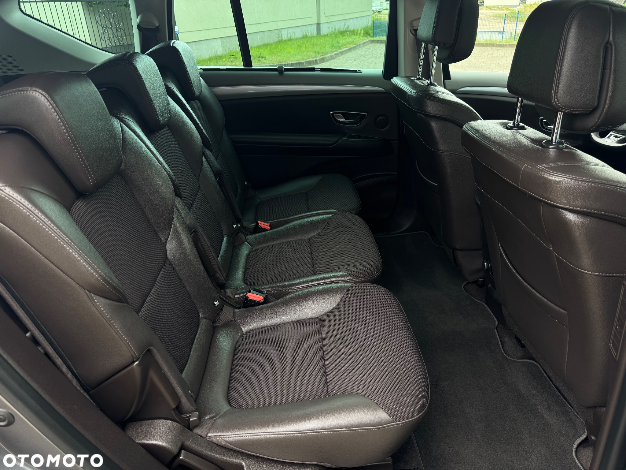 Renault Espace 1.6 dCi Energy Initiale Paris EDC 7os - 20