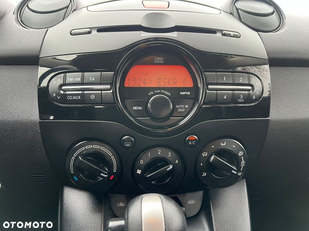Mazda 2 - 16