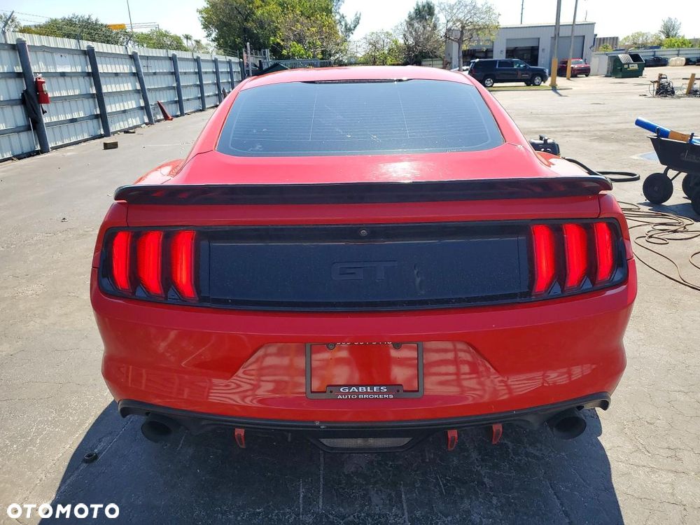 Ford Mustang 3.7 V6 - 6
