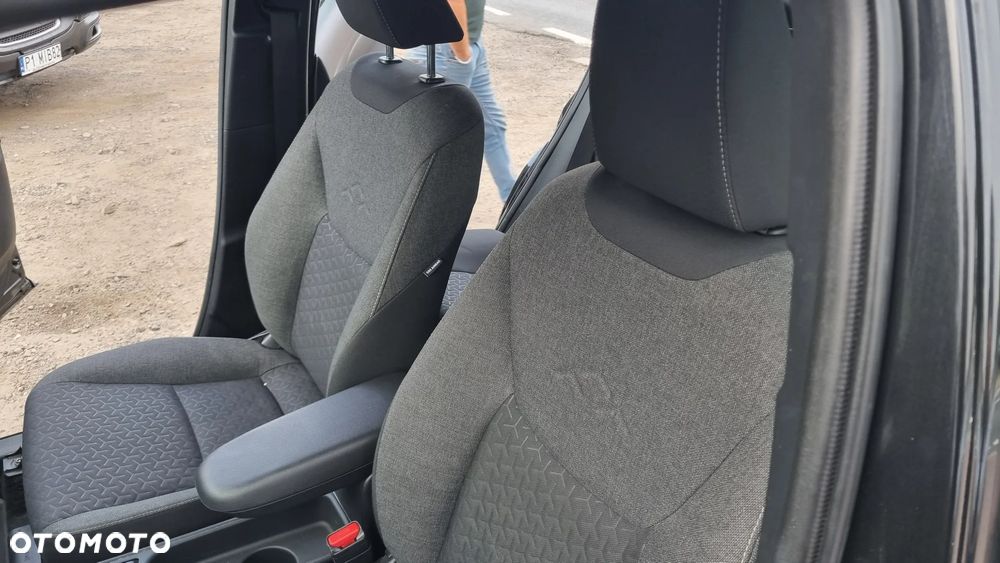 Toyota Yaris Cross Hybrid 1.5 Executive 4x4 - 25