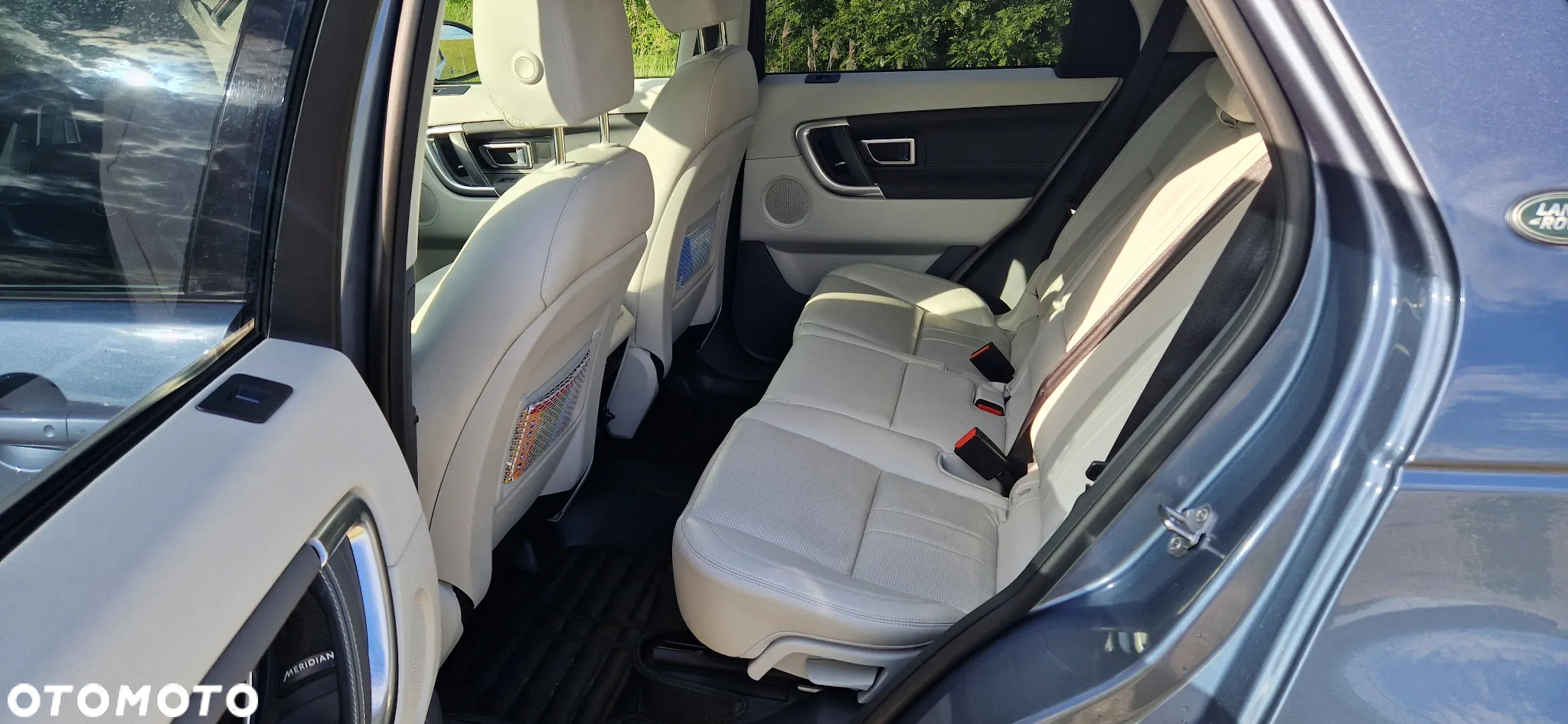 Land Rover Discovery Sport 2.0 D180 HSE - 12