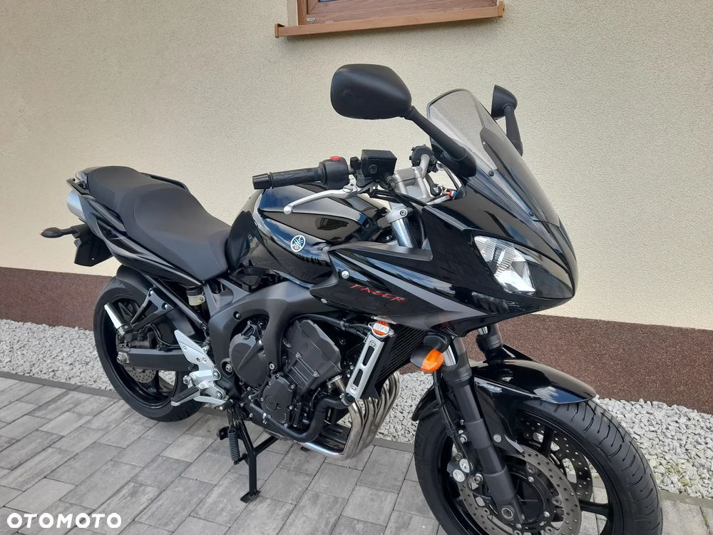 Yamaha FZ6 - 22