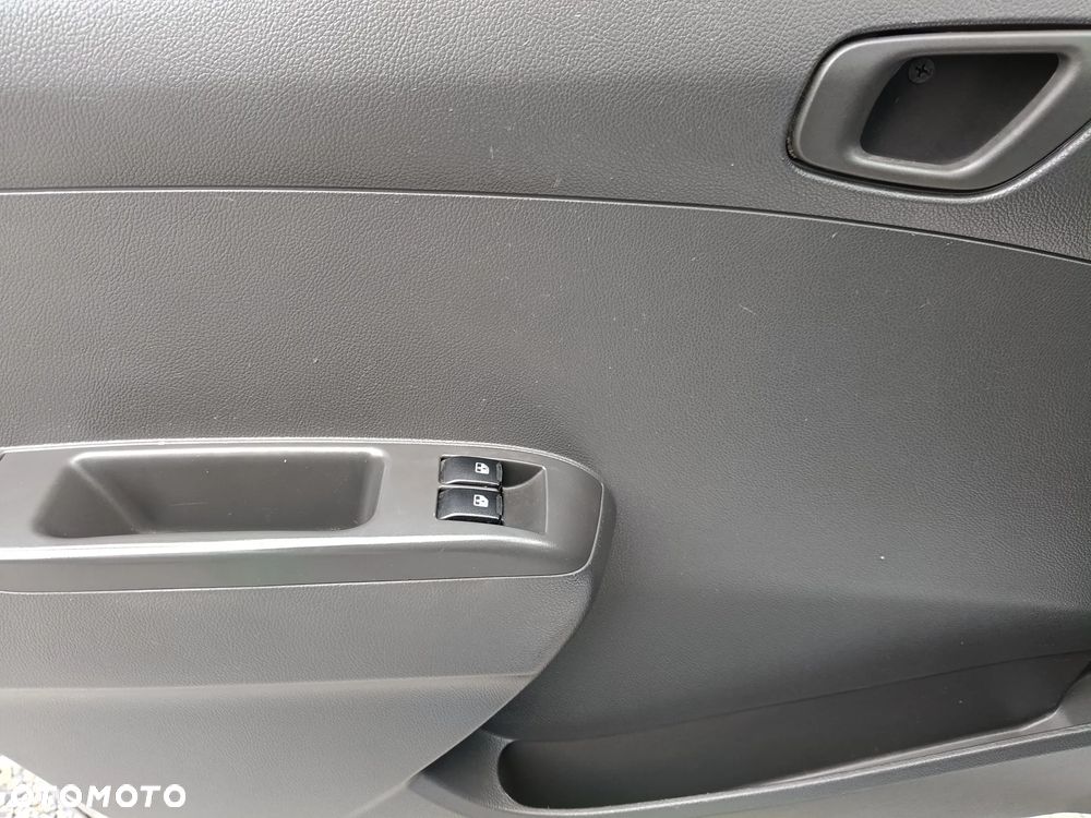 Chevrolet Spark 1.0 LT - 17