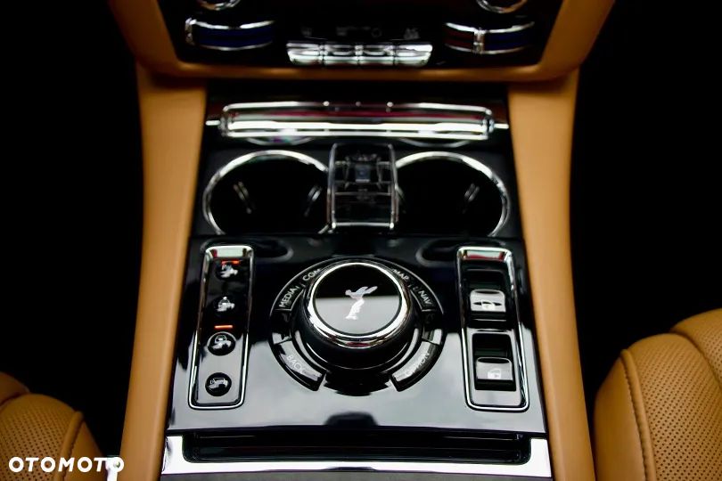 Rolls-Royce Ghost Standard - 17