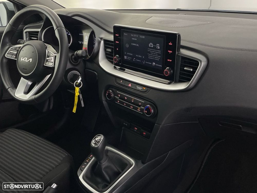 Kia XCeed 1.0 T-GDI Drive - 24