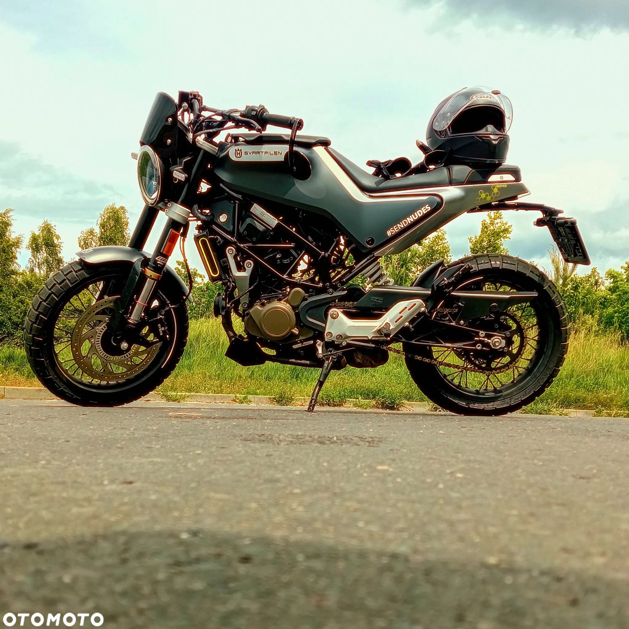 Husqvarna Svartpilen - 1