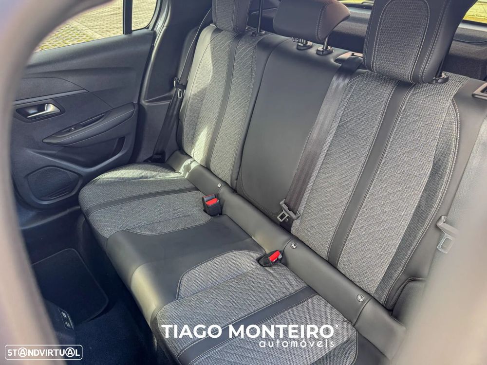 Peugeot 208 1.2 PureTech Allure - 29