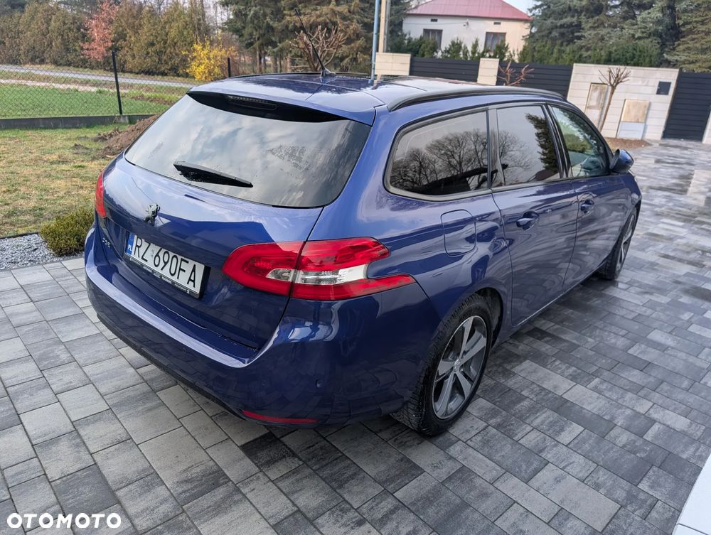 Peugeot 308 2.0 HDi Allure - 6