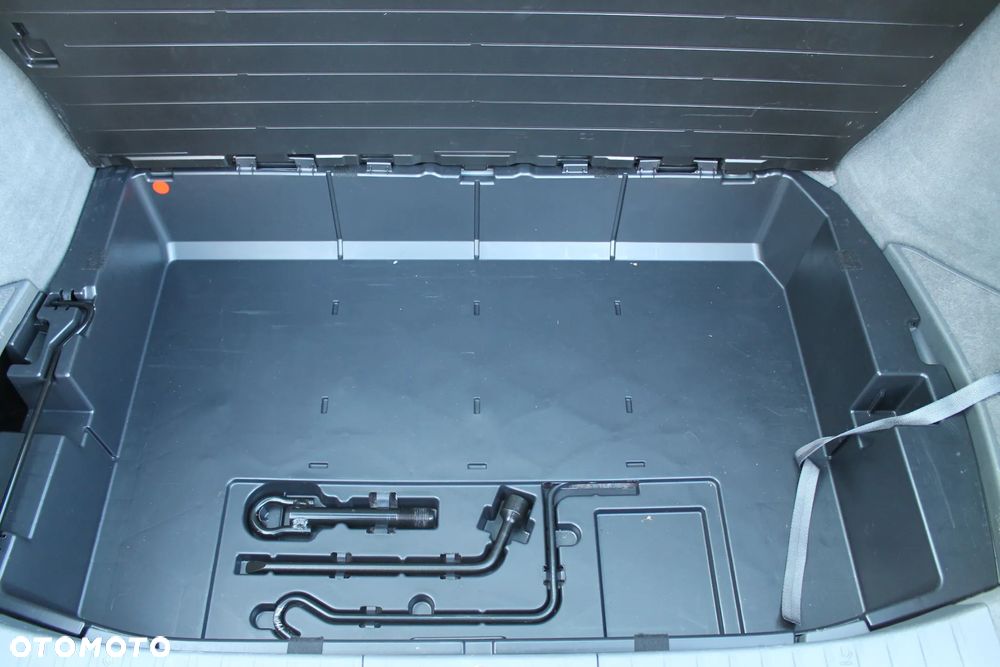Toyota Prius 1.5 VVT-i Sol (nav) - 27