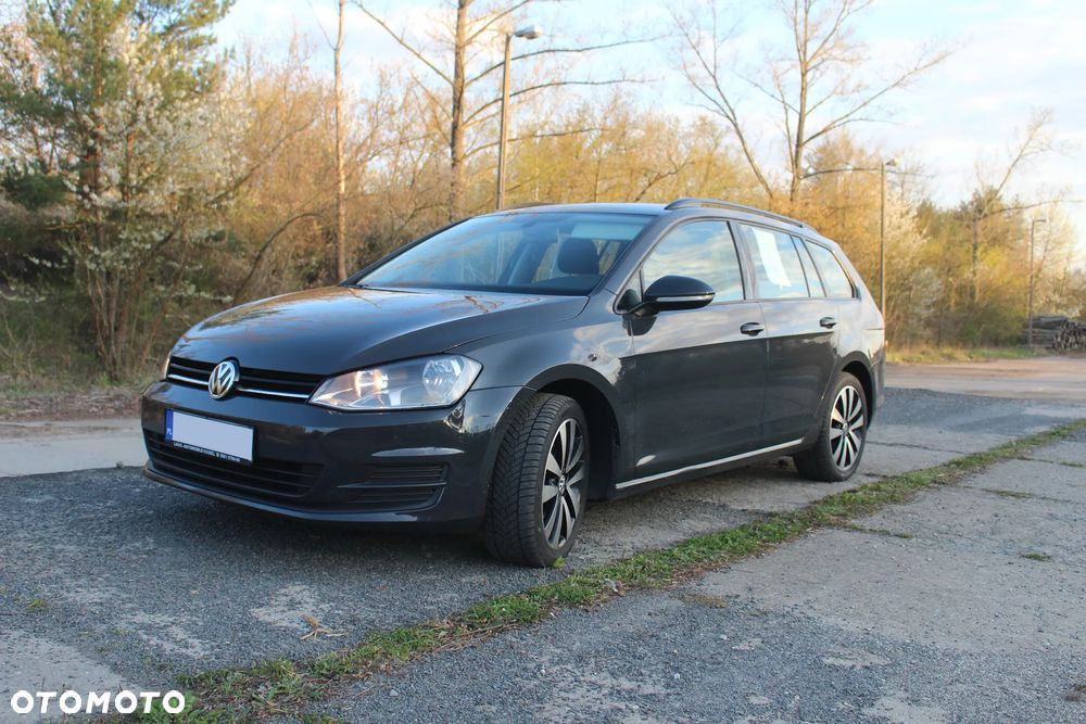 Volkswagen Golf 1.6 TDI BlueMotion Trendline - 4