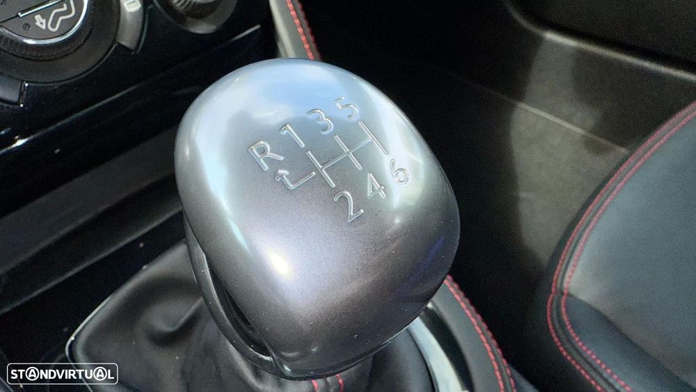 Peugeot RCZ 1.6 200 THP GT-Line - 53