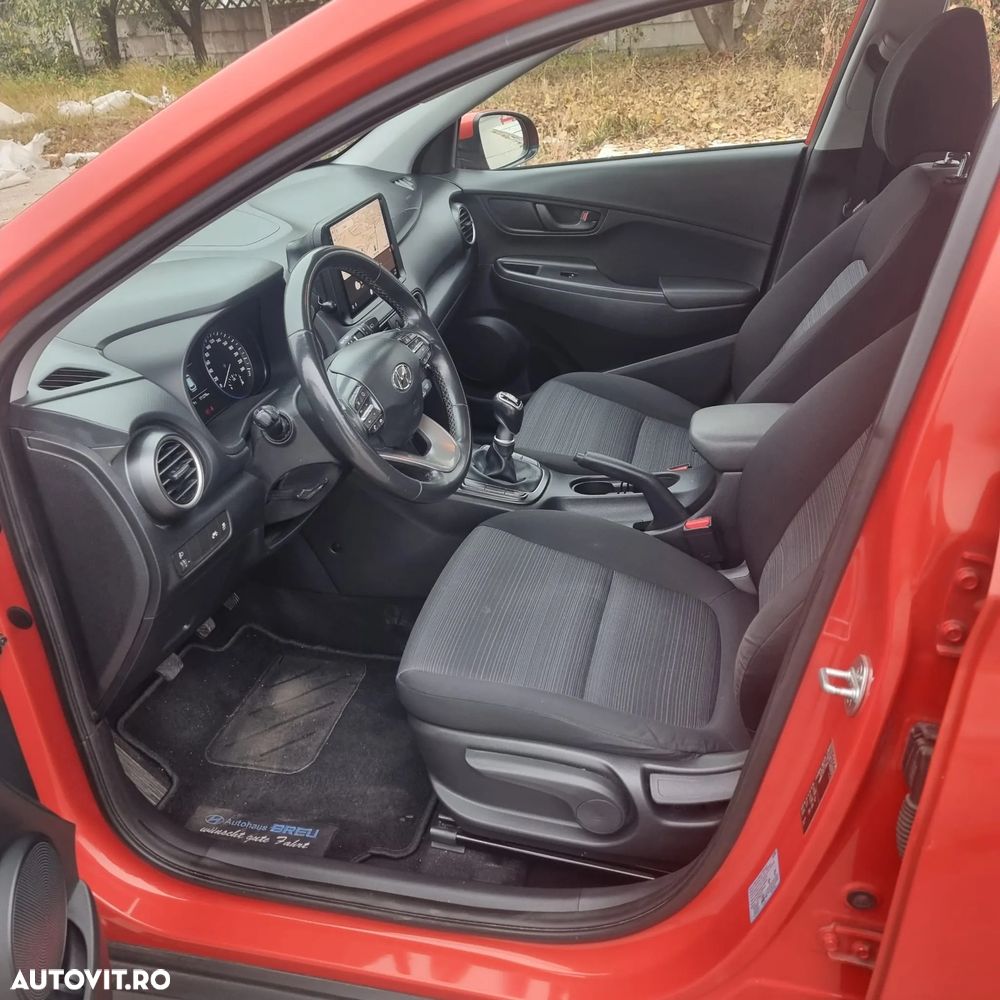 Hyundai KONA - 13