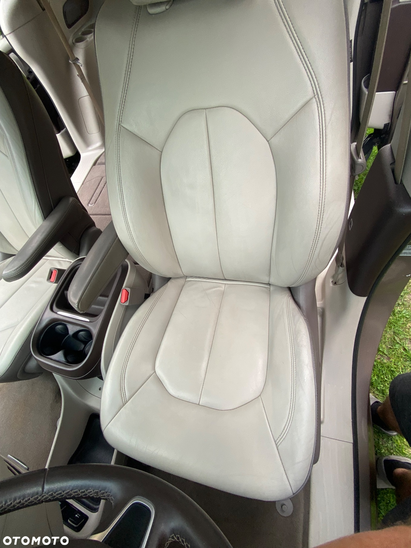 Chrysler Pacifica - 13