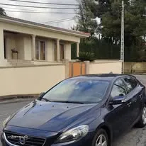 Volvo V40 2.0 D4 Kinetic Eco - 14