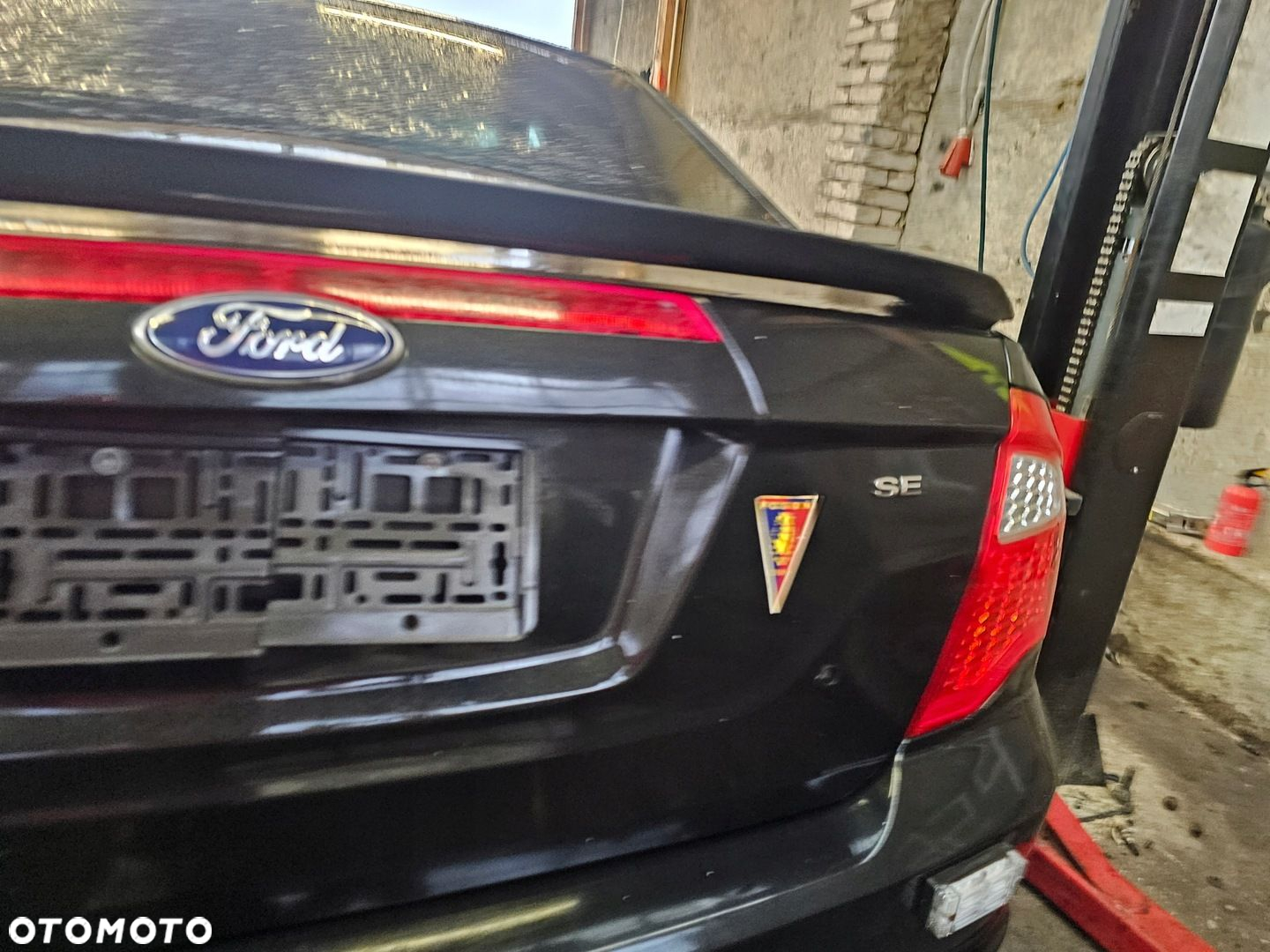 klapa bagażnika ford fusion lift usa mk1 10-12r lakier UH sedan - 4
