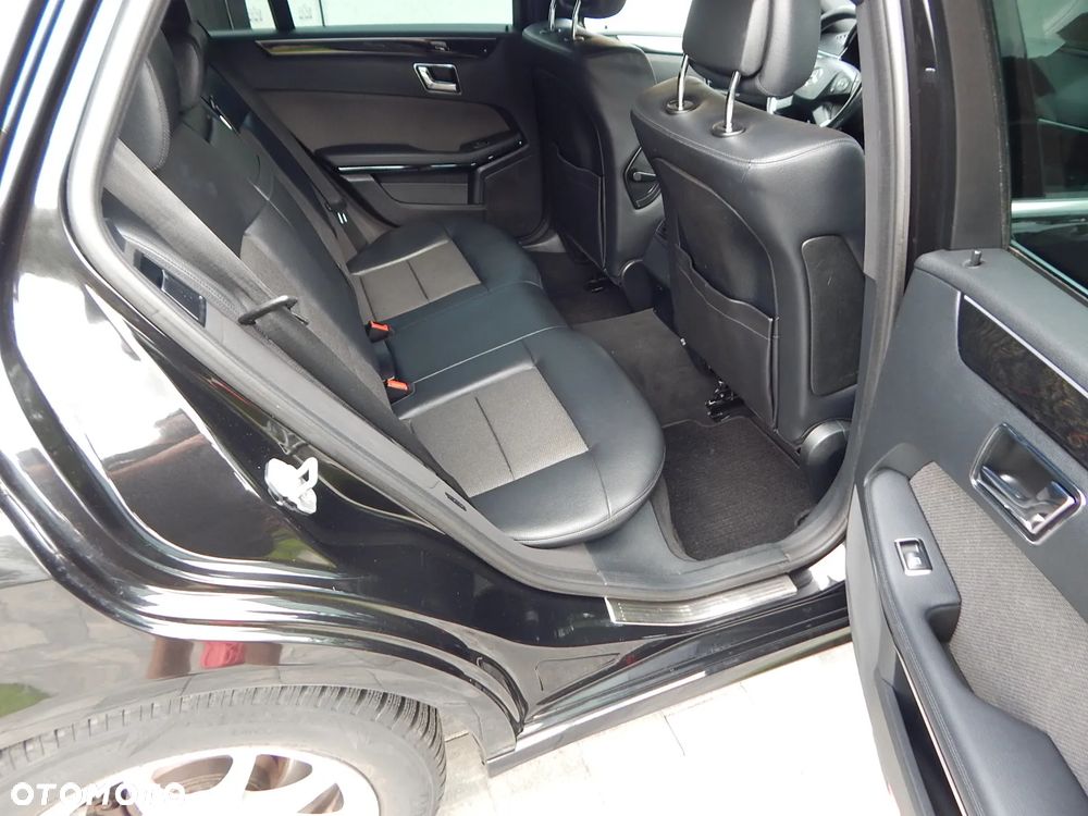 Mercedes-Benz Klasa E 220 CDI DPF BlueEFFICIENCY Automatik Avantgarde - 17