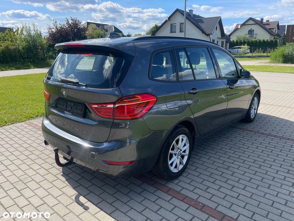BMW Seria 2 216d Luxury Line - 4