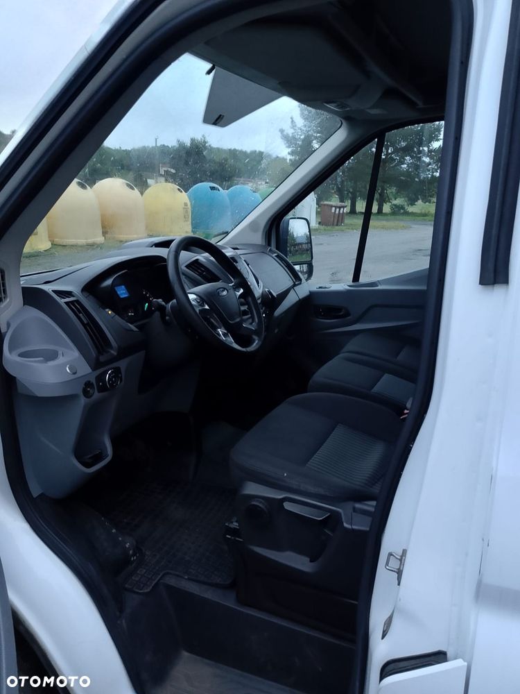 Ford Transit - 6