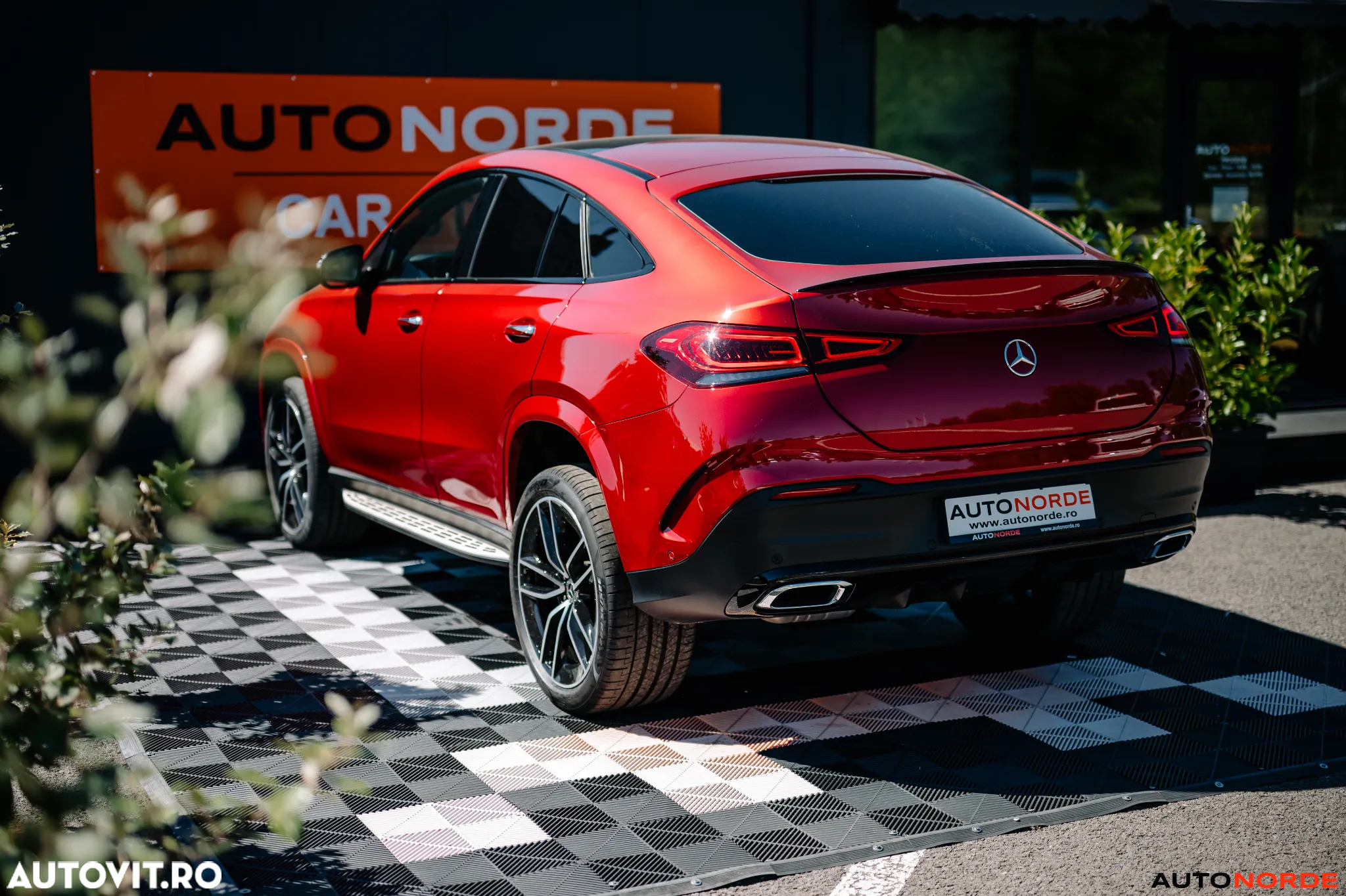 Mercedes-Benz GLE 400 d 4Matic 9G-TRONIC AMG Line - 10