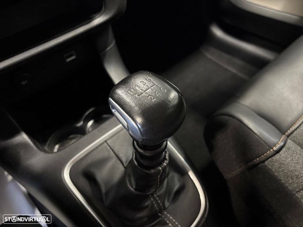 Citroën C3 1.2 PureTech Shine - 19
