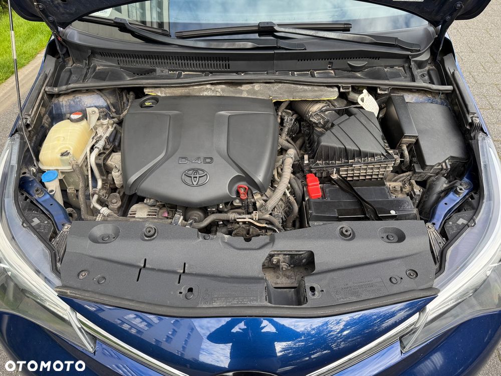 Toyota Avensis 2.0 D-4D Premium - 28