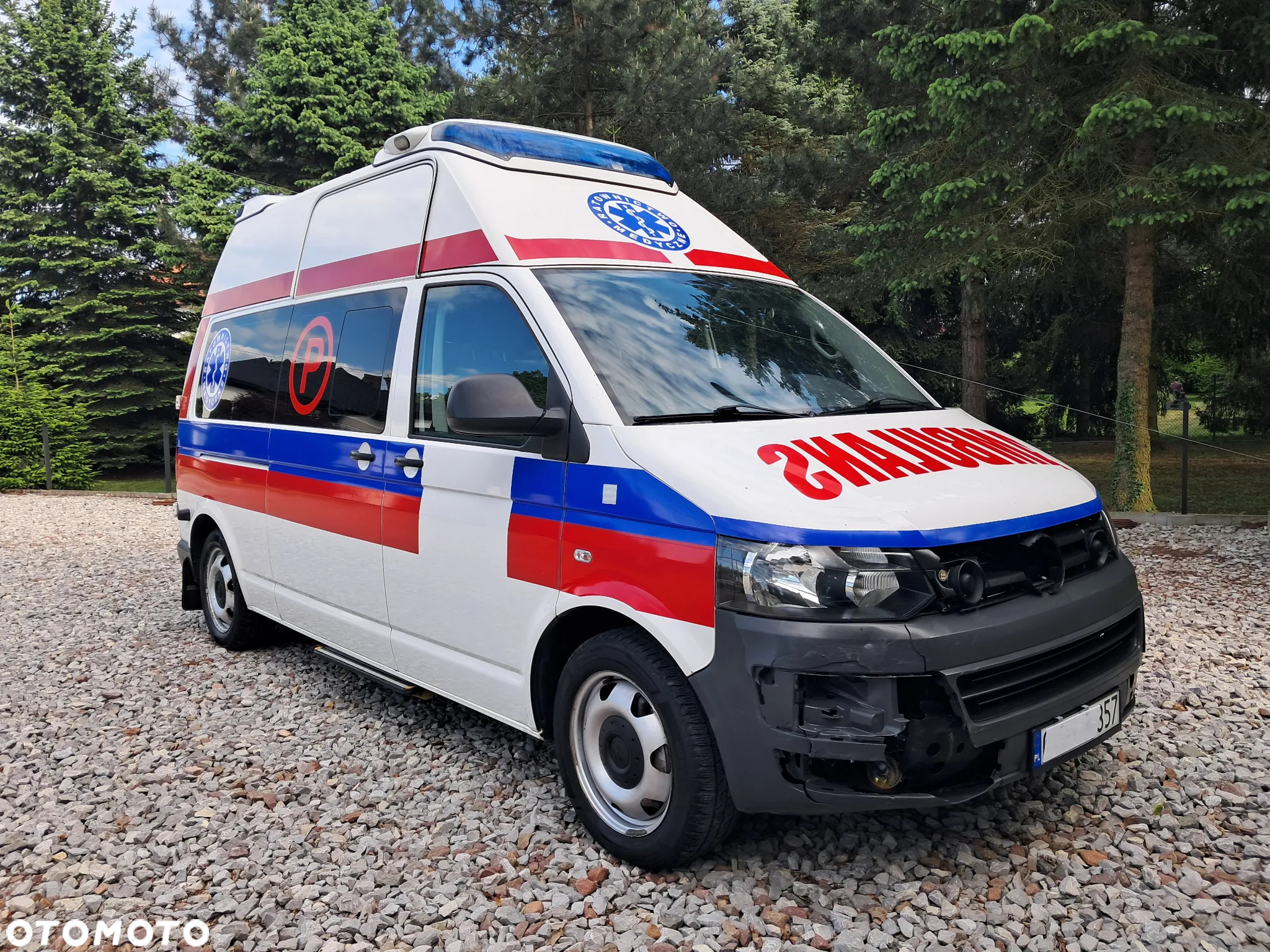 Volkswagen Transporter T5 Karetka Ambulans 4X4 - 17