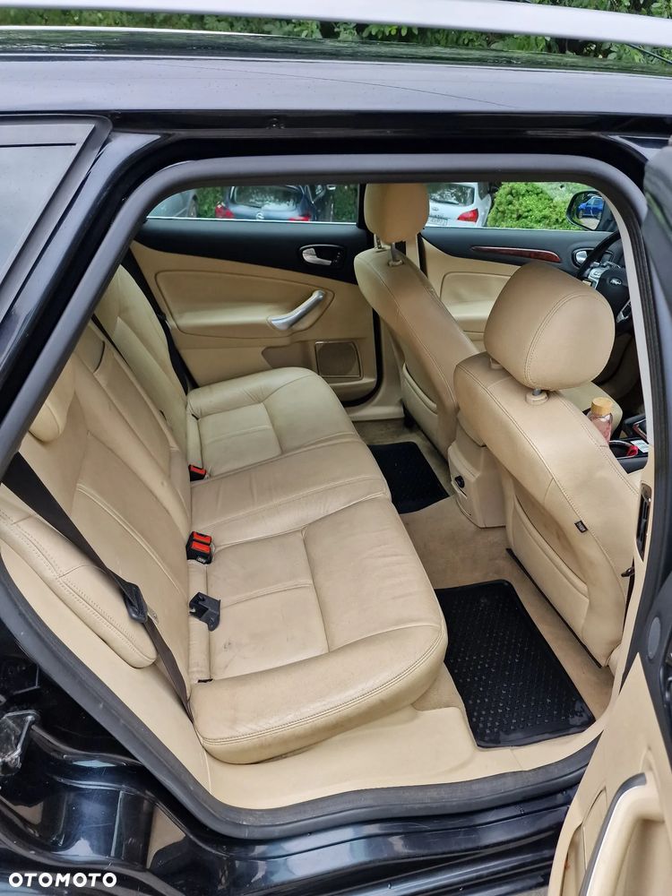 Ford Mondeo 1.8 TDCi Ghia - 8