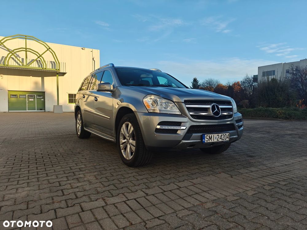 Mercedes-Benz GL 450 4Matic 7G-TRONIC - 1